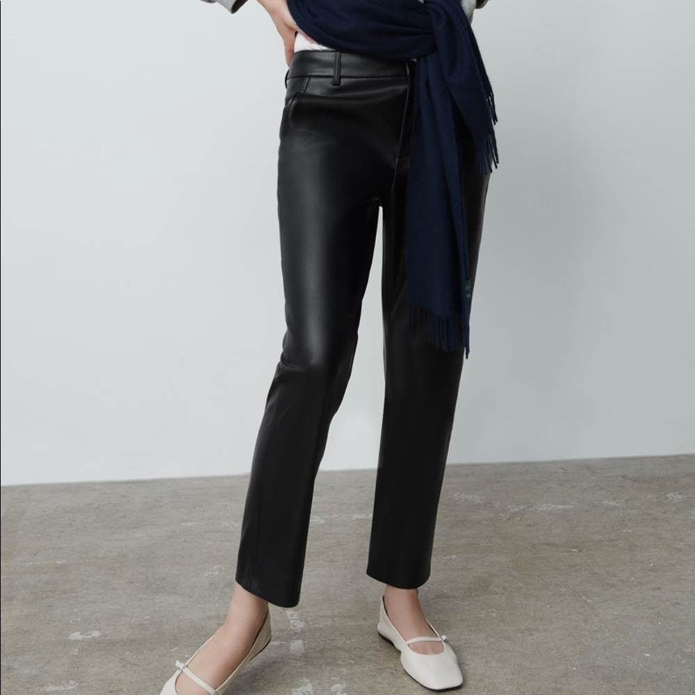 New Zara Faux Leather Pants Black - Picture 2 of 13